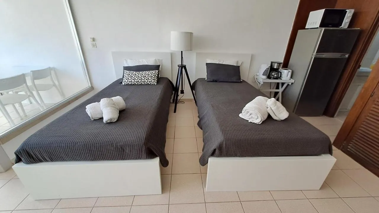 Tarik Studio Apartment Portimao