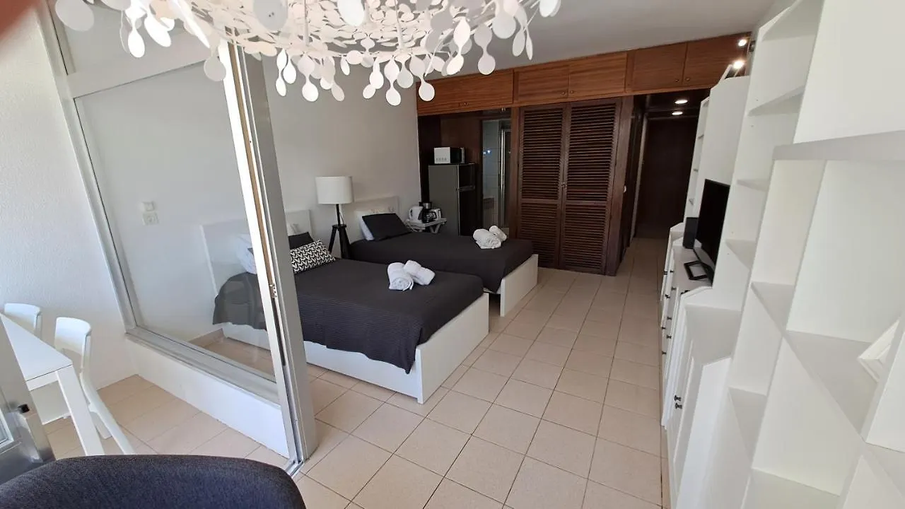 Tarik Studio Apartment Portimao 0*,  Portugal